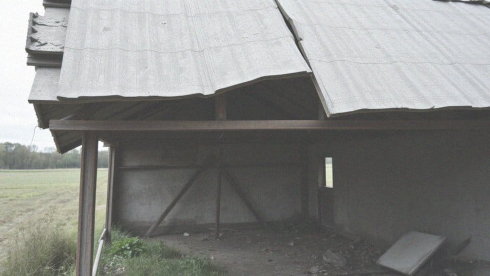 Jakie przepisy regulują usuwanie eternitu w Polsce?